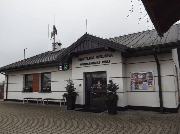 Budynek świetlicy w Kraśniczej Woli.