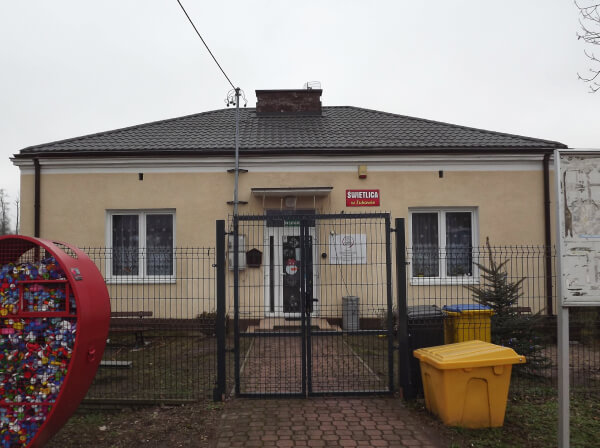 Budynek świetlicy w Żukowie.